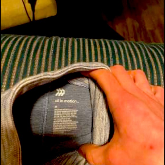 All in Motion Men’s Pullover - Picture 2 of 2